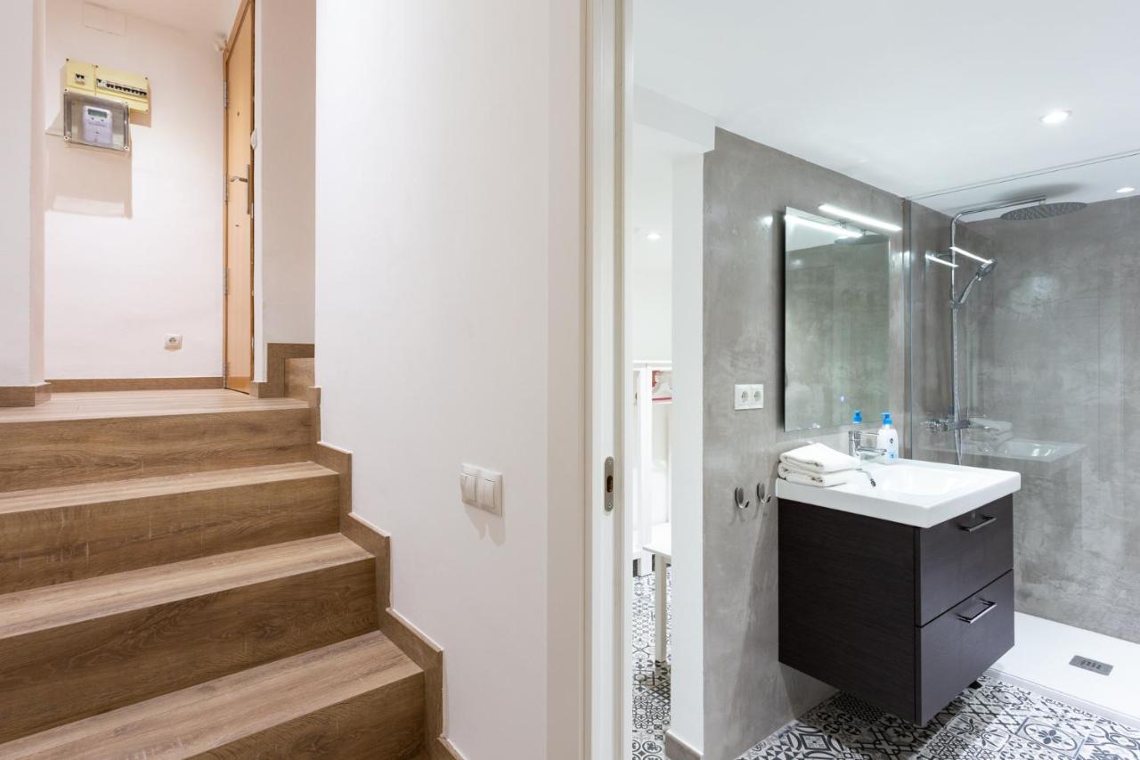Stay U-Nique Apartments Travessera II Barselona Dış mekan fotoğraf